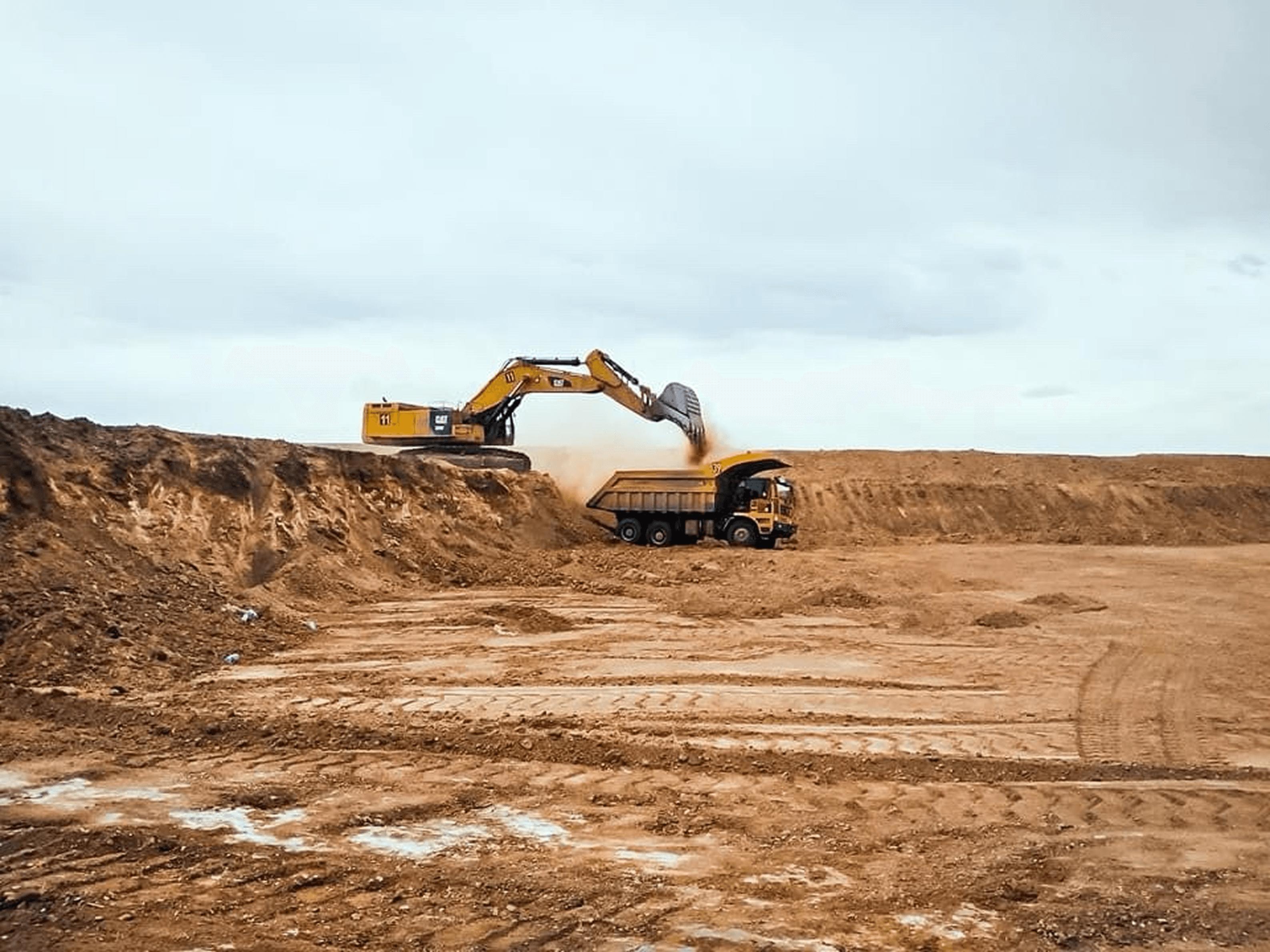 Ил уурхай үүрийн туяанд – Хан хүдэр Майнинг